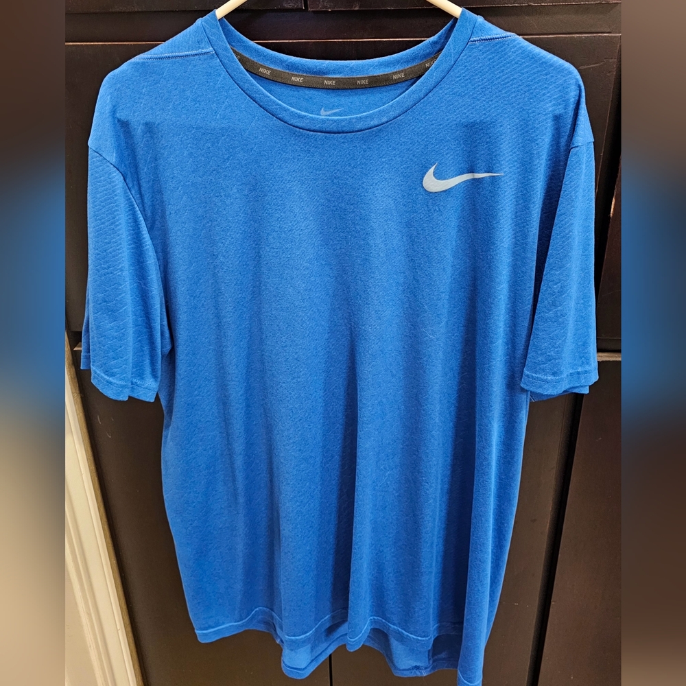 Nike Men's Short Sleeve Blue Tee